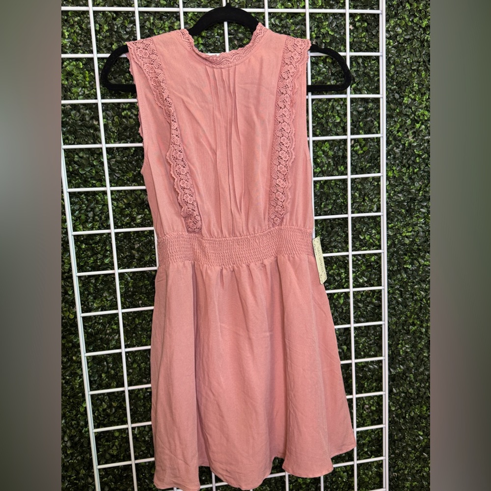 Sweet Wanderer Pink Dress NWT size medium Sleeveless
